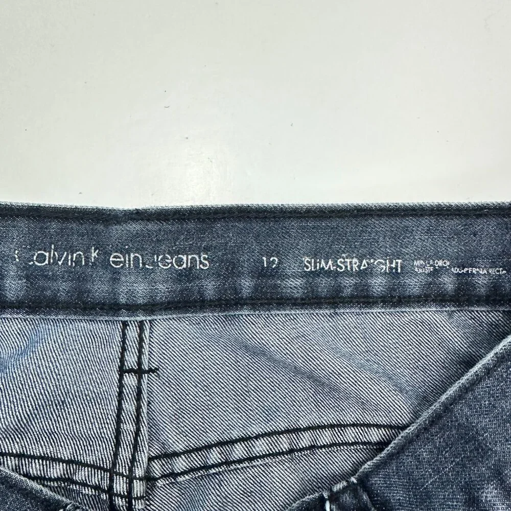 Calvin Klein Slim‎ Straight Boy's size 12 Dark Wash Blue Denim Jeans